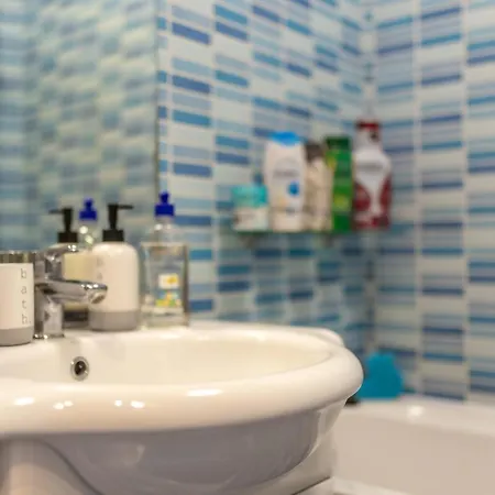 Fonix Apartman شقة *