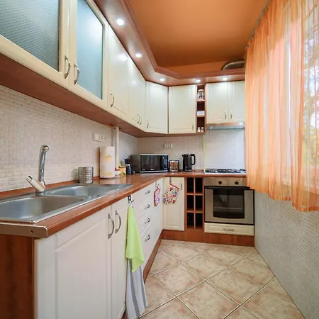 Fonix Apartman * ديبريتْسين