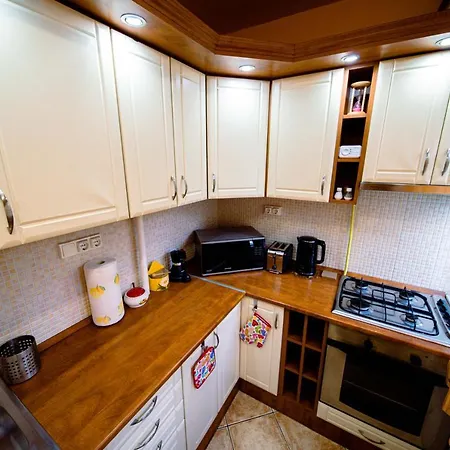 شقة Fonix Apartman ديبريتْسين